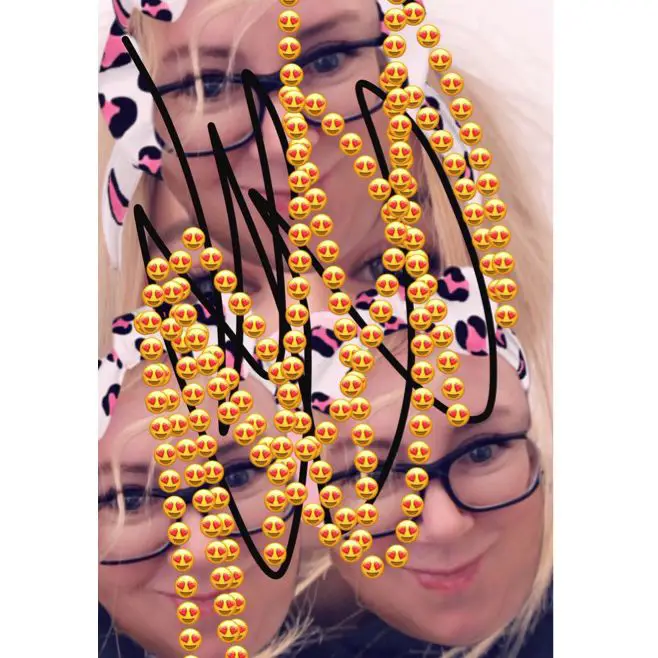 Rita med emojis på en Snap i Snapchat