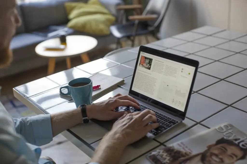 Hur Outpost kan förvandla din blogg till ett Mini Media Empire 1 GettyImages 909597660 50d12a24c9a94694bcec3a2438afb193