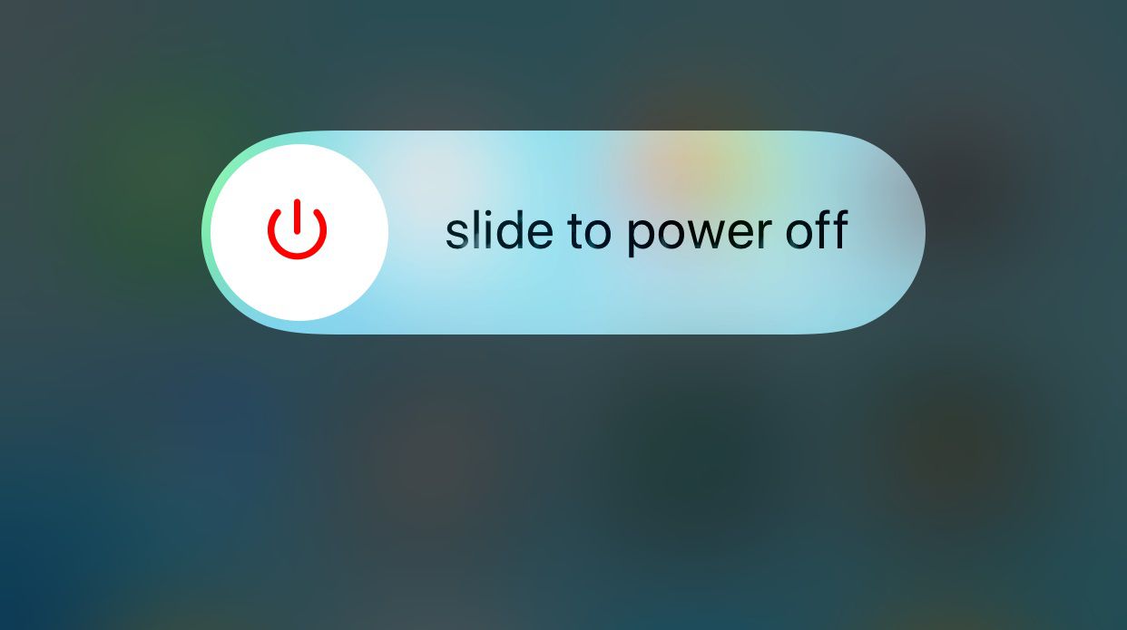 En skärmdump av meddelandet Slide to Power Off på en iPhone