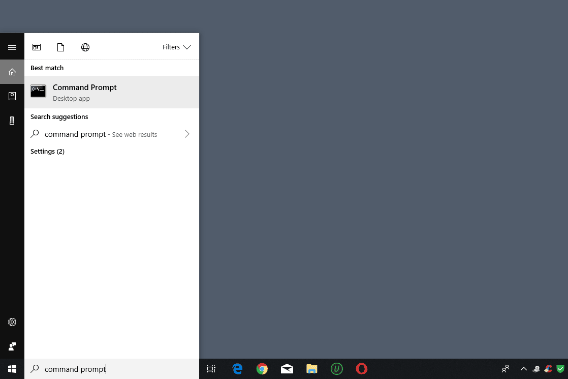 Skärmdump som visar hur du öppnar kommandotolken i Windows 10 från Start-menyn
