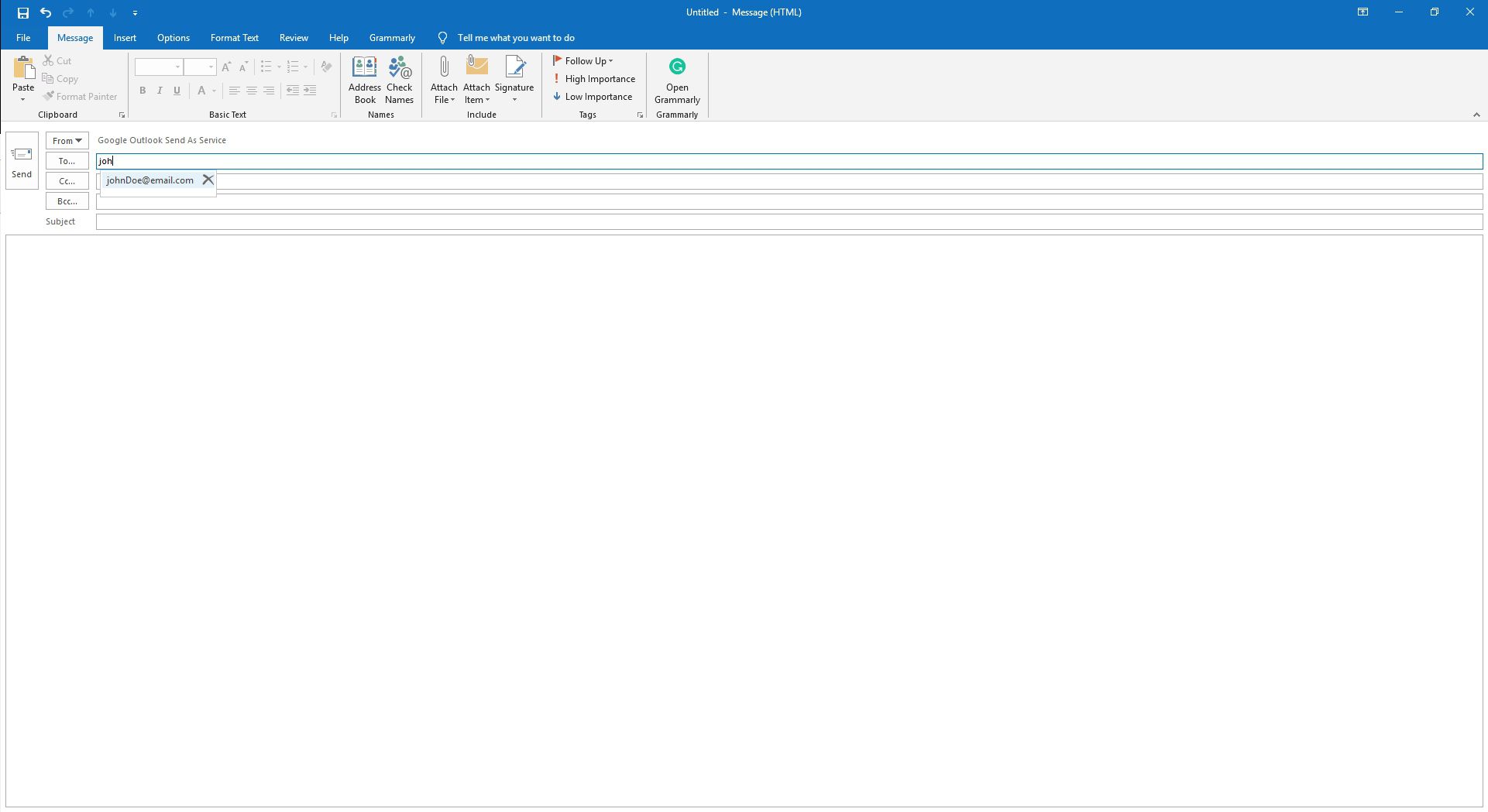 Väljer att radera ett e-postmeddelande från autoslutförtlistan i Outlook.