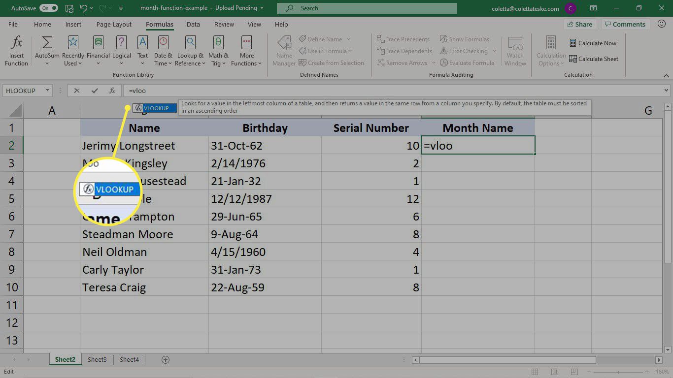 Ange VLOOKUP-funktionen i Excel för att konvertera serienummer till månadsnamn