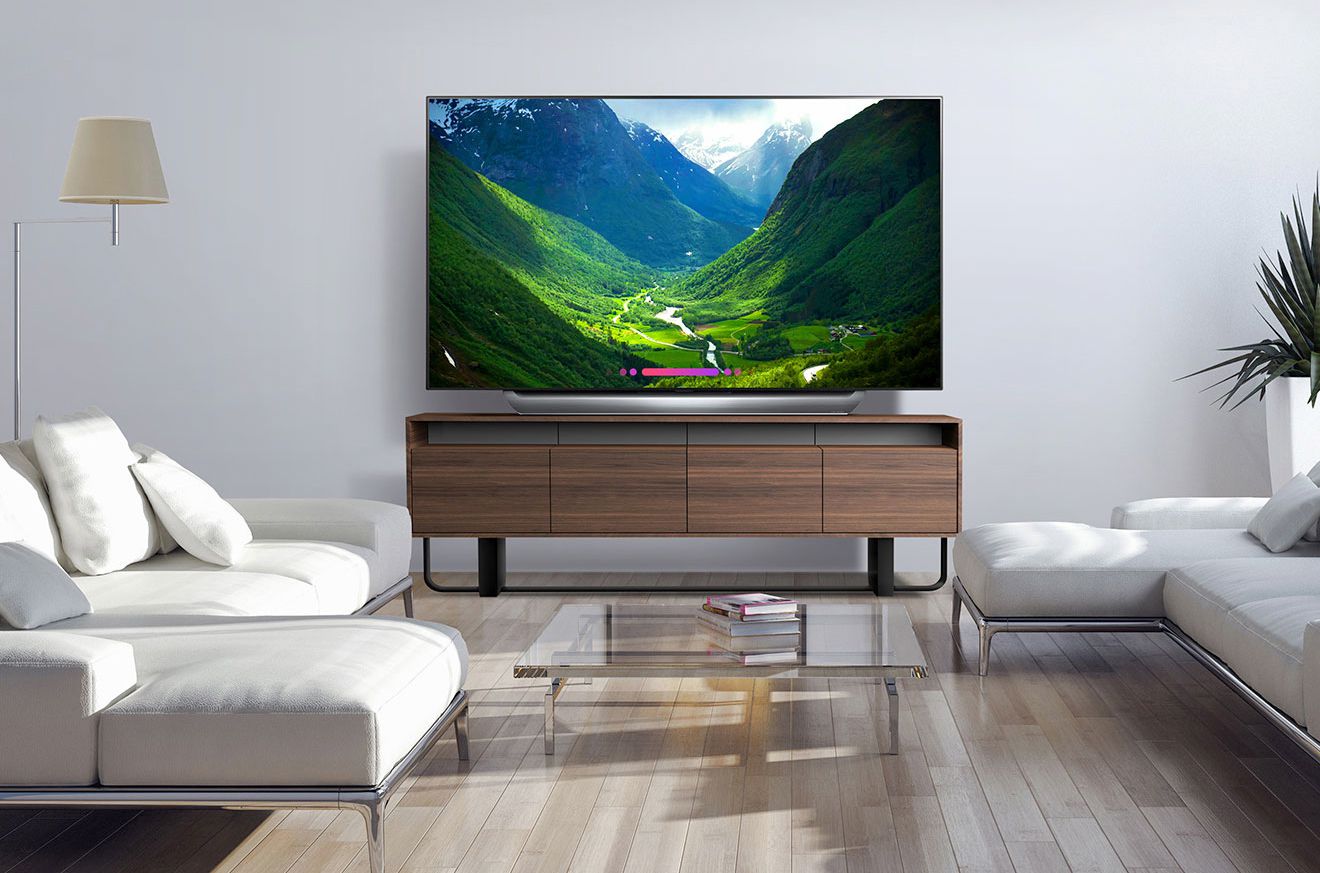 LG C8 OLED TV med inbyggd Google Assistant