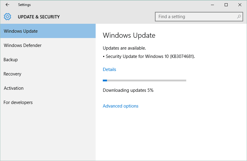 Skärmdump av Windows Update laddar ner en säkerhetsuppdatering i Windows 10