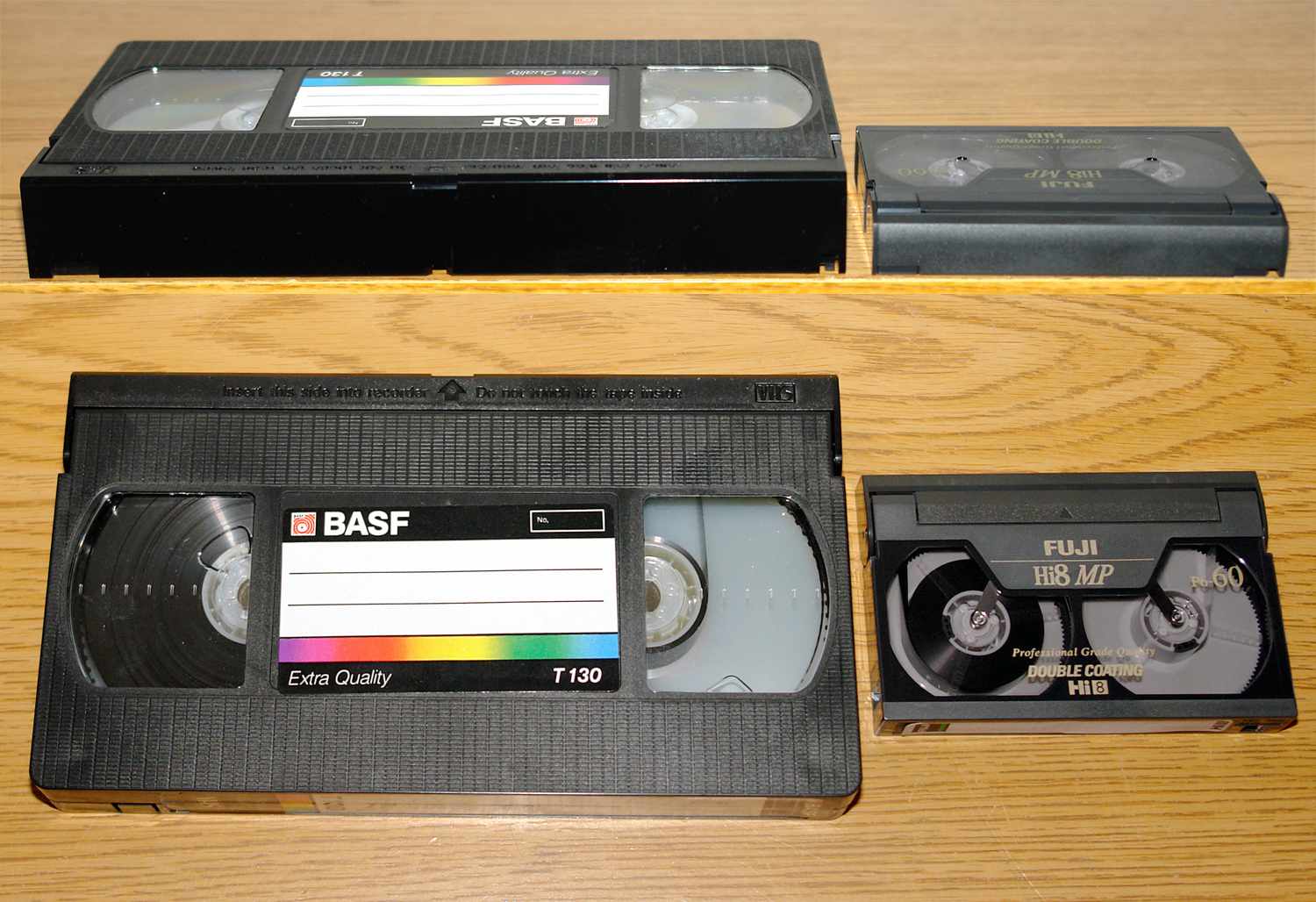 Jämförelse av 8 mm / VHS-videokassettstorlek