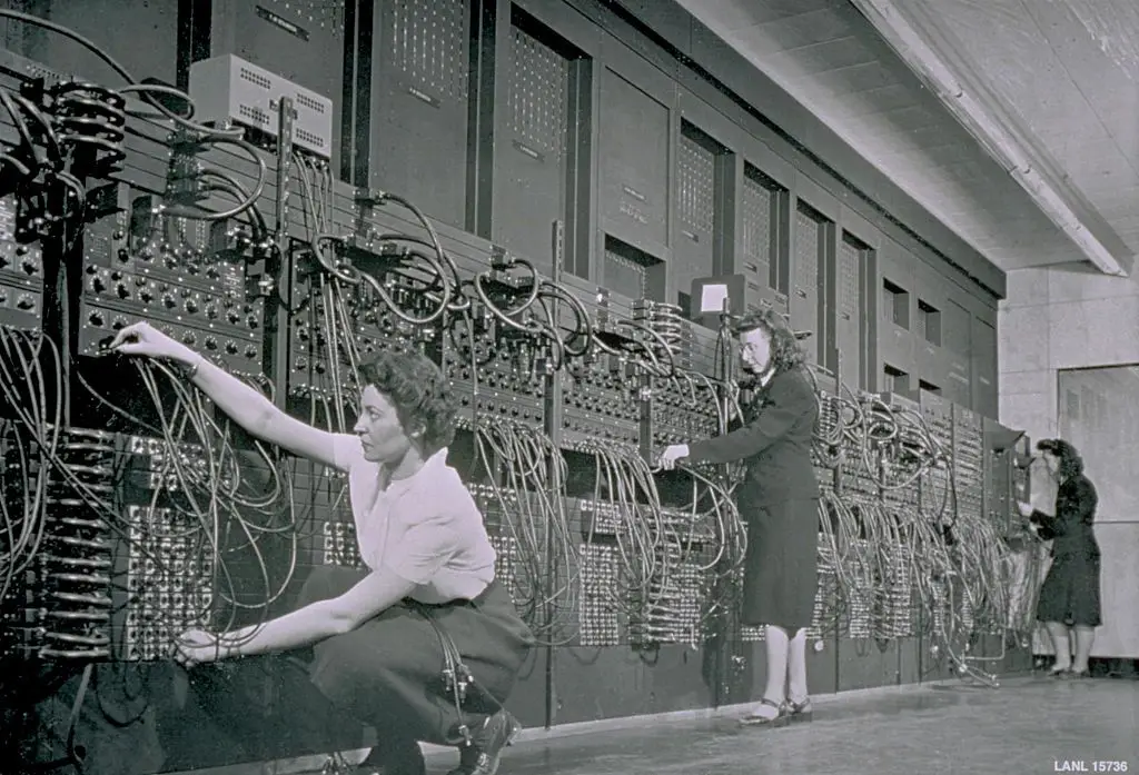 Programmerare matar in ett program i ENIAC