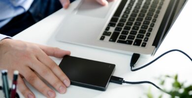 how to backup your iphone to an external hard drive 4799573 38171c1a6deb44348196b028101fa7a7