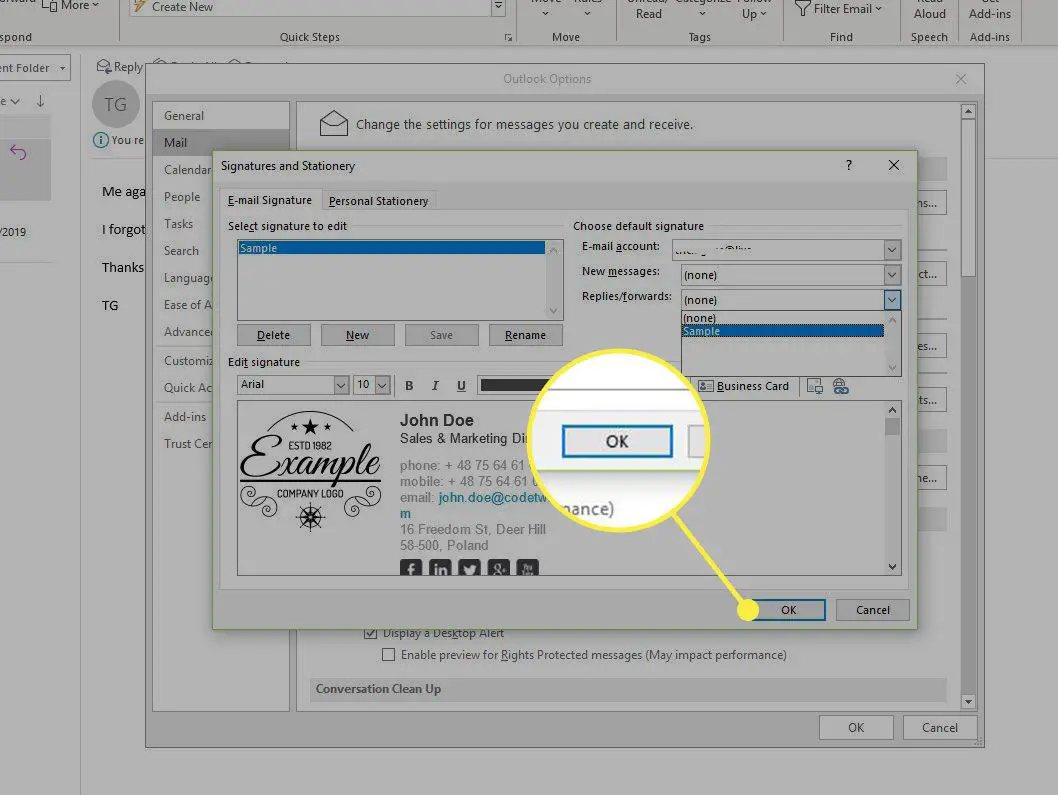 En skärmdump av Outlook-signaturinställningar med OK-knappen markerad