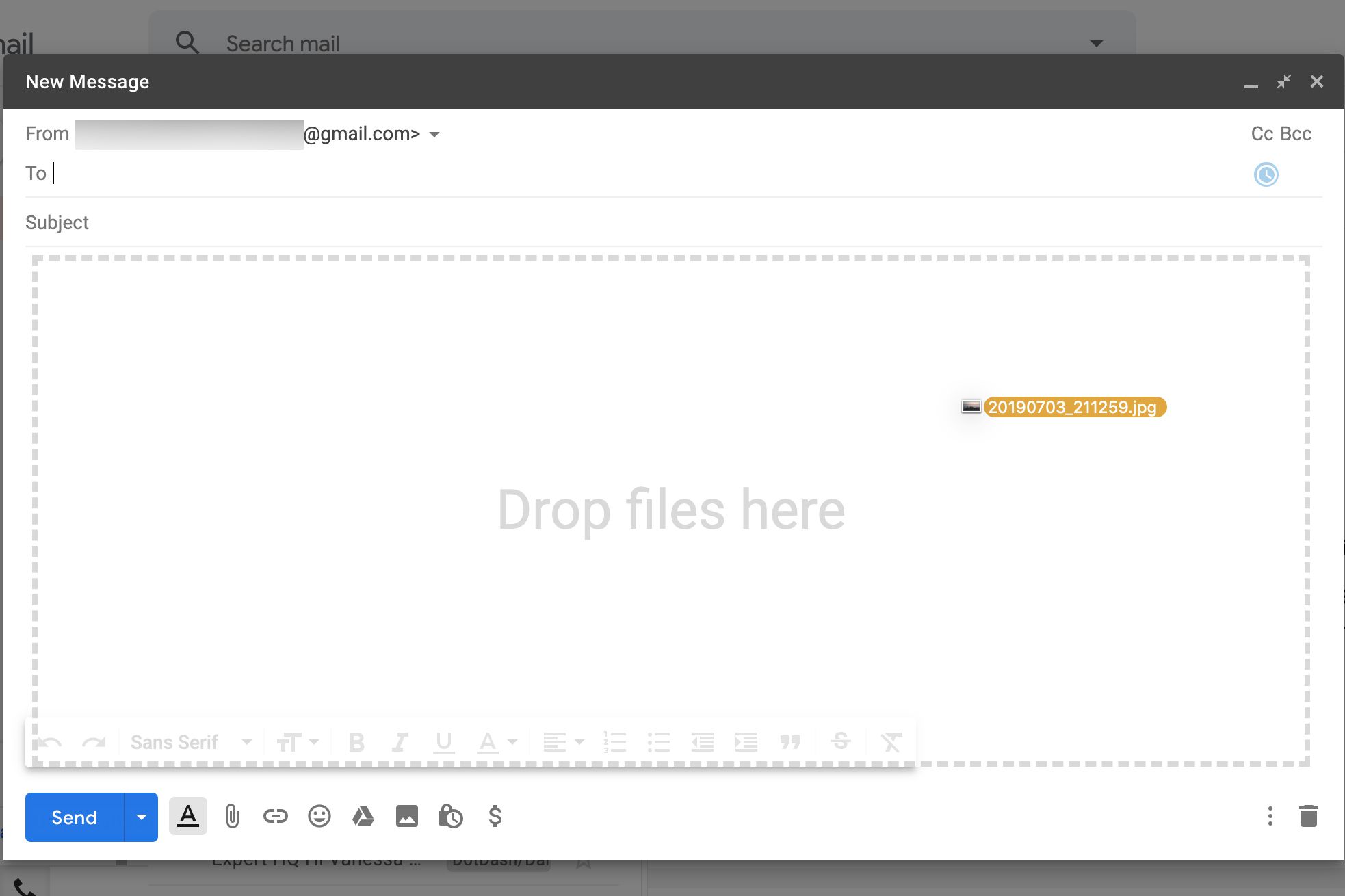 Dra och släpp bilden till Gmail New Message-skärmen