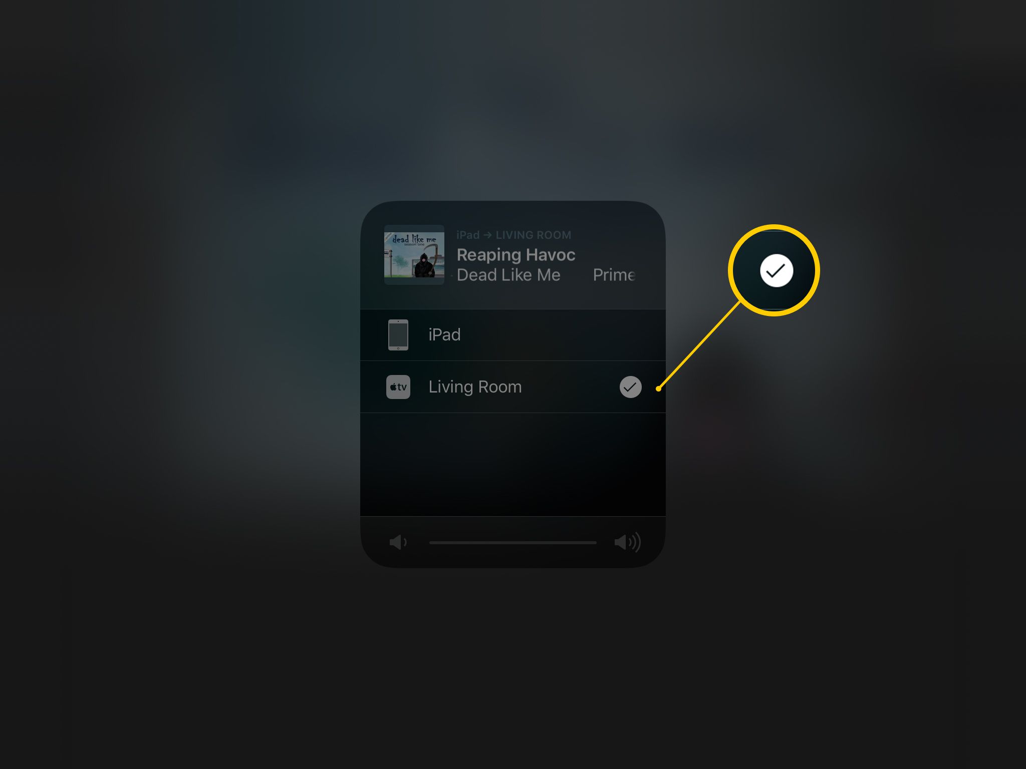 Skärmdump av AirPlay-väljare på iPad, som visar Apple TV vardagsrum valt