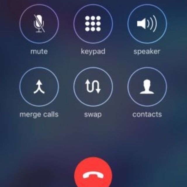 Telefonapp på iOS 13 som visar knappen Slå samtal