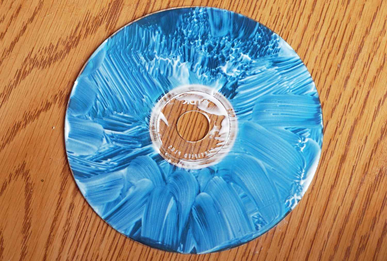 Skrapad CD täckt på polska