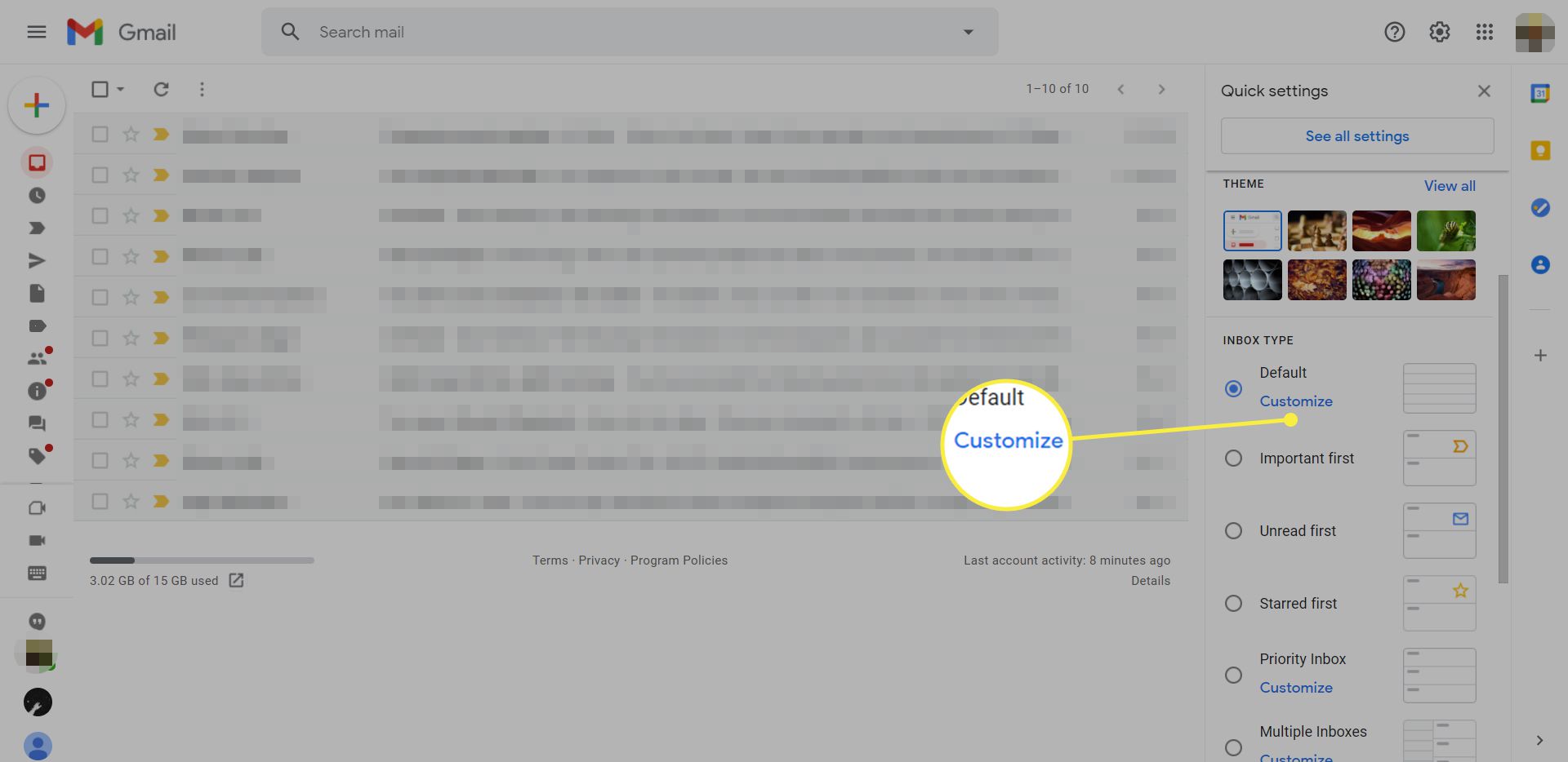 En Gmail-inkorg med inställningsmenyn och den anpassade länken för inkorgstyp markerad