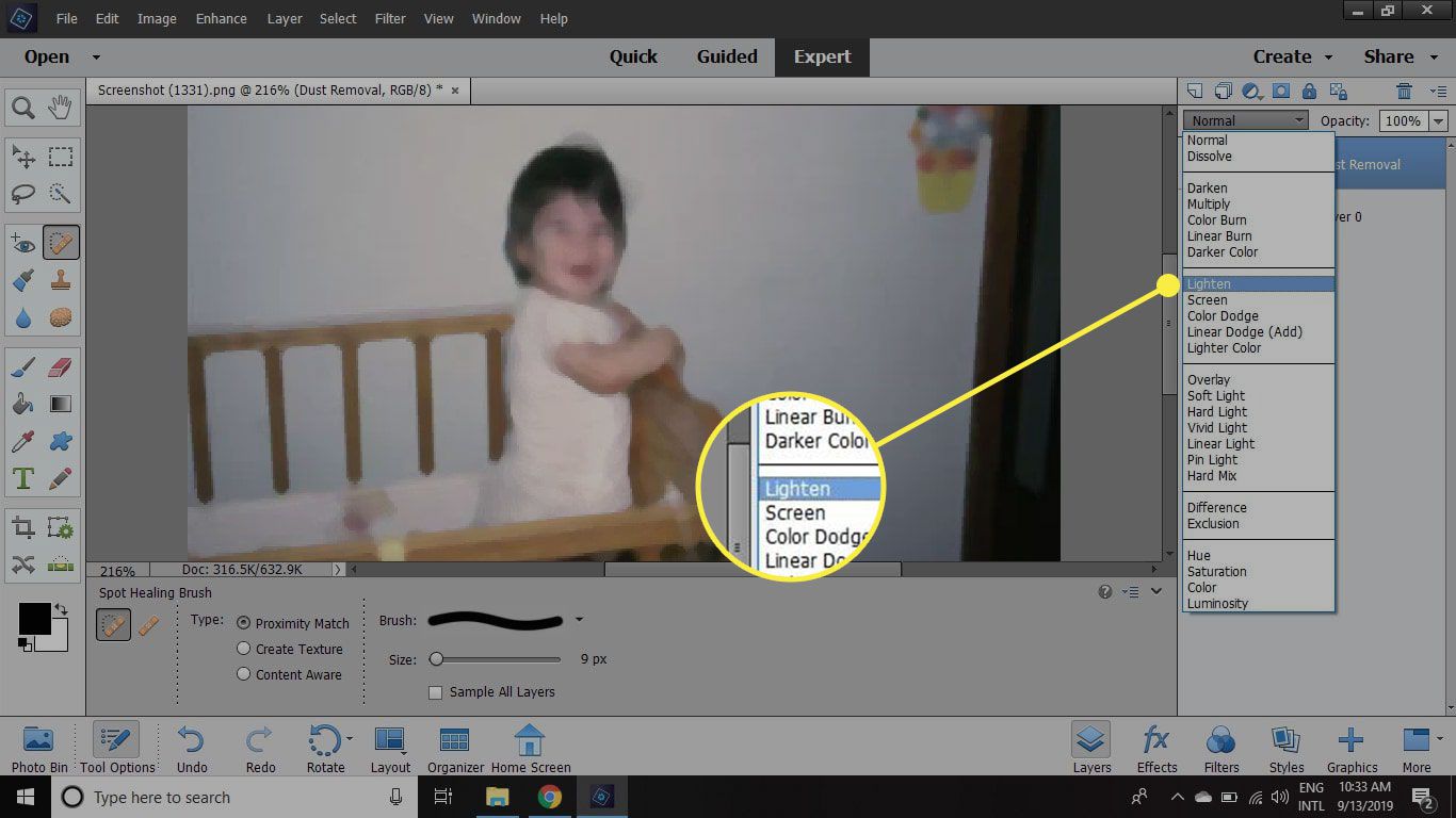 En skärmdump av Photoshop Elements med Lighting-blandningsläget markerat