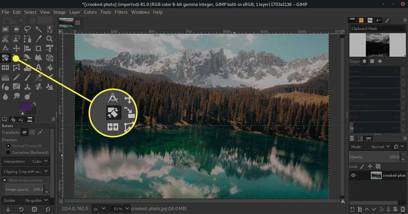En skärmdump av GIMP med Rotate Tool markerad