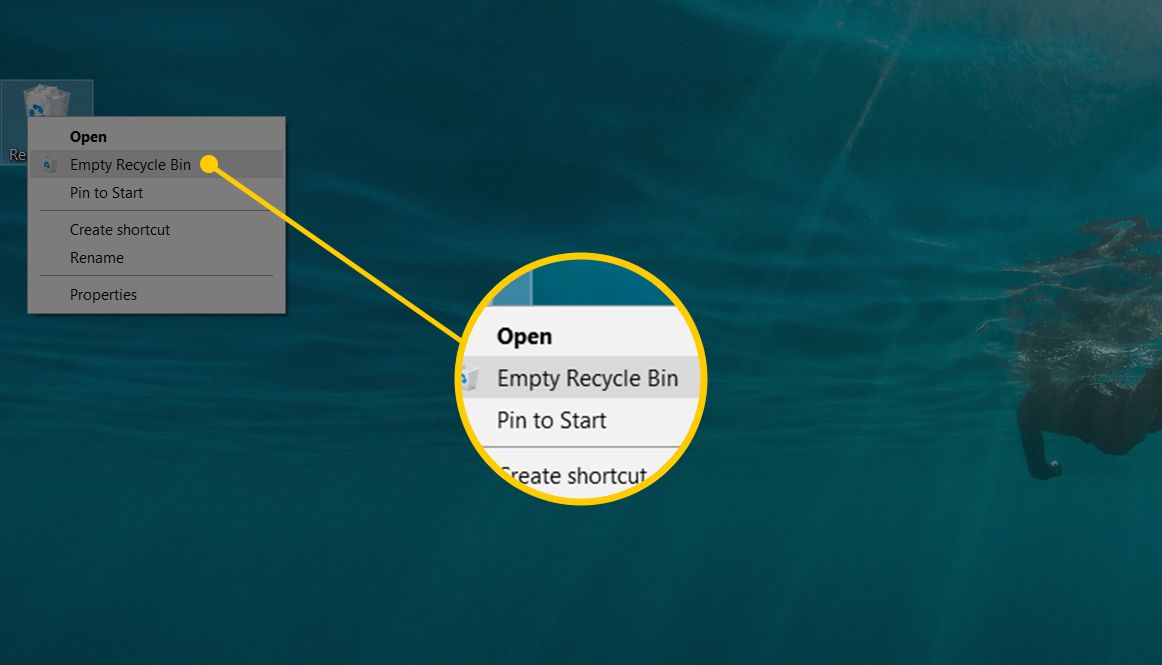 Skärmdump som markerar Windows 10 Desktop och Töm papperskorgen högerklickar meny