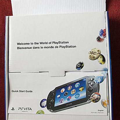 Inuti PS Vita -lådan