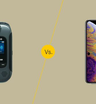 Cellphone vs Smartphone dece3c20074f484abab603ba97cdcb1a