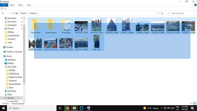 Välj rutan för att välja foton i Windows-mappen