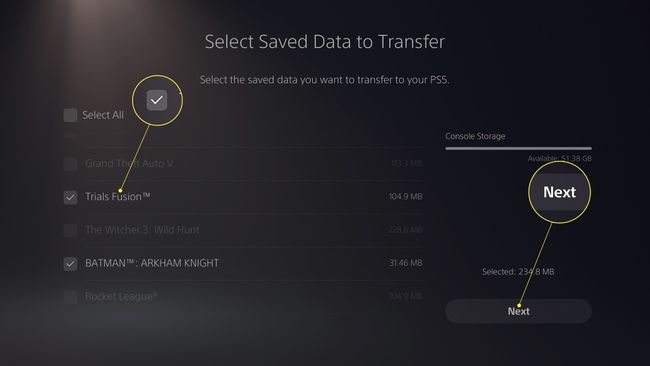 Väljer PS4 sparad data att överföra till PS5 med bock och Nästa markerat
