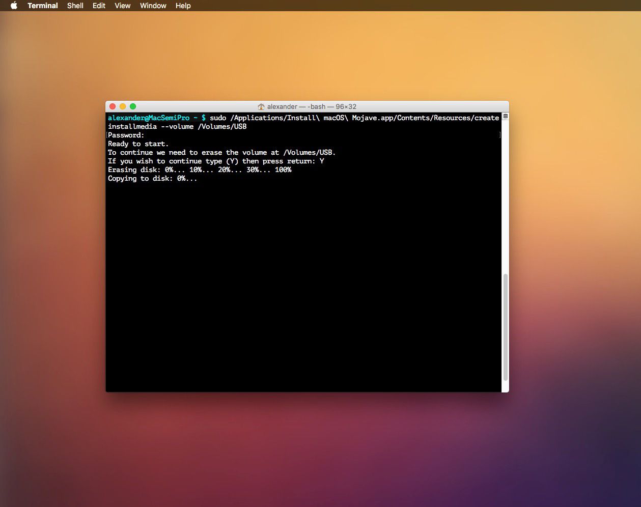 Installmedia-kommandot körs på macOS Terminal